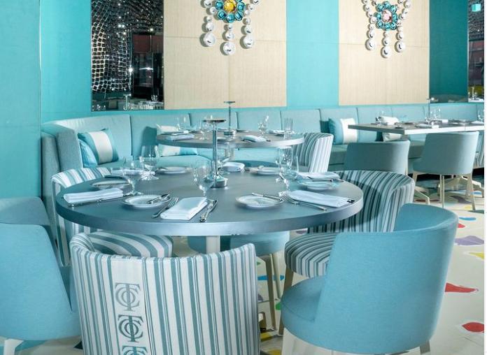 Enjoy breakfast at Tiffany &#038; Co. cafe in Dubai