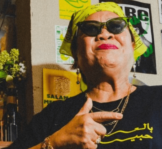 Sumiati in Jeddah: Hip-hop loving grandma opens Indonesian street food spot